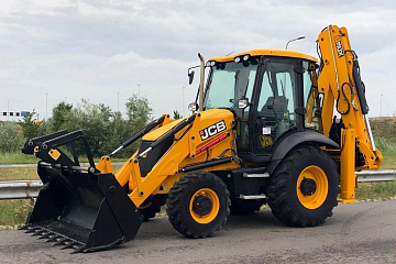 Экскаватор-погрузчик JCB